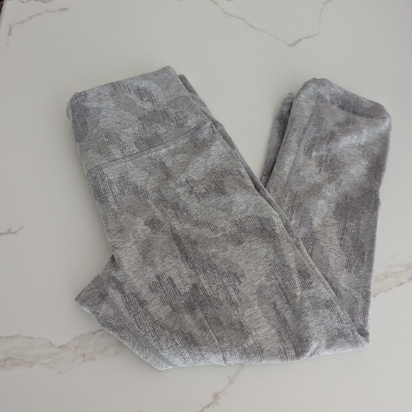 Athleta Cropped Leggings - Picture 2 of 6